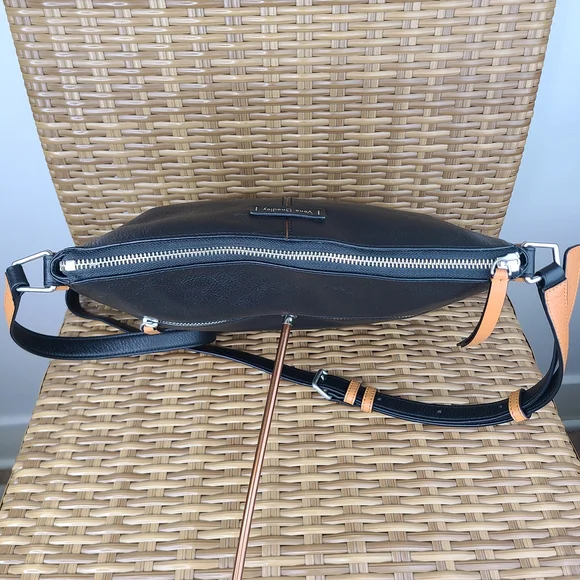 Vera Bradley Gallatin Black Leather Crossbody Bag Purse Floral Interior NWT - Picture 9 of 14